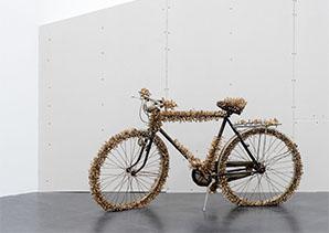 ingeborg_luscher_stummelobject_bicyclette_1969